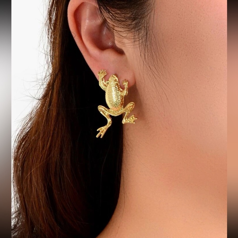 πΈ Awesome Large Metallic Frog Stud Earrings πΈ